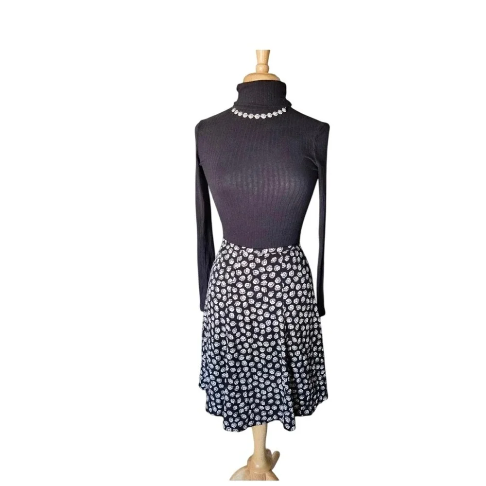Diane von Furstenberg DVF Black White Floral Silk Jersey A-Line Skirt S890201G14